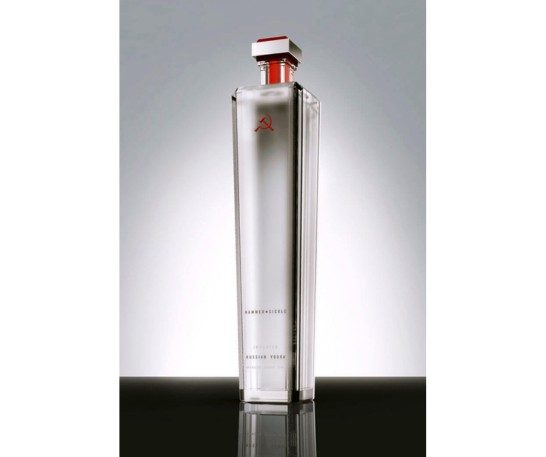 Hammer & Sickle Vodka 0.7L | Премиум водка – BistraVoda.mk Hammer & Sickle Vodka 0.7L | Премиум водка – BistraVoda.mk