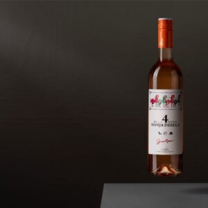 Звонко Богдан 4 коња Дебела - Розе Полусуво Вино 0,75 лит